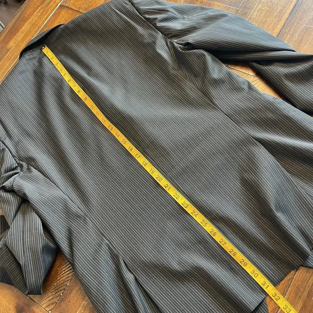Vintage Burberry London Sport Coat Mens 44R Gray Pinstripe Wool 3 Button Blazer